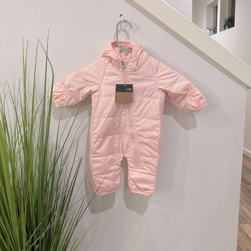 nwt northface infant bunting suit, snow onesie in light pink